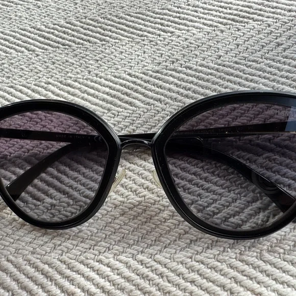 CHANEL Cat Eye Black Sunglasses Quilted case Chanel Sunglasses Quilted EMPTY Case + Outer Box + Dust  main image 4